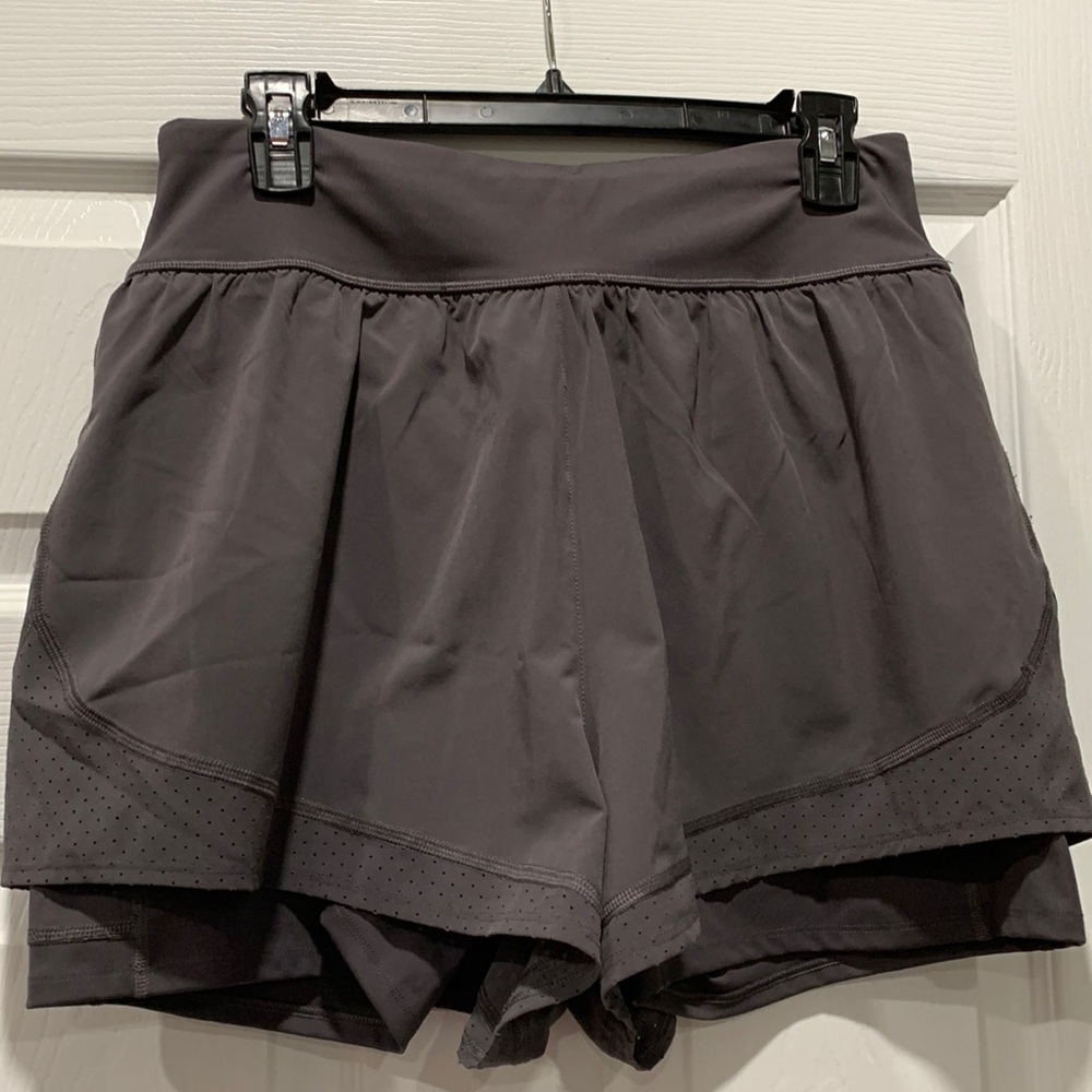 Spanx active wear shorts